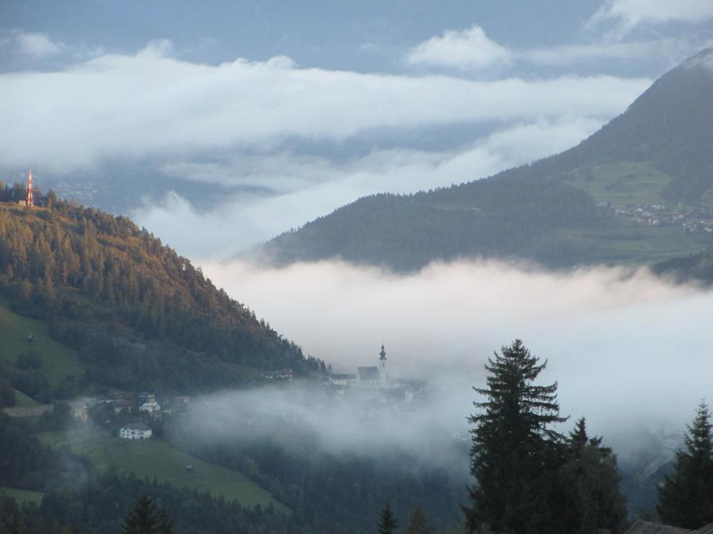 Ferienwohnung Haus Hubert Arzl im Pitztal Exterior foto